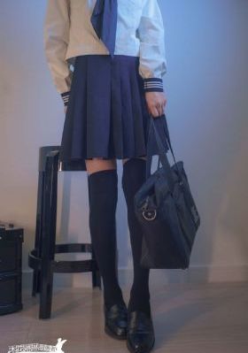 鬓边有朵栀子肥完整版_BD国语高清迅雷在线观看